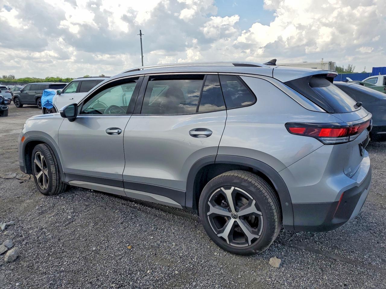 2026 VOLKSWAGEN TIGUAN SE — снимка 2