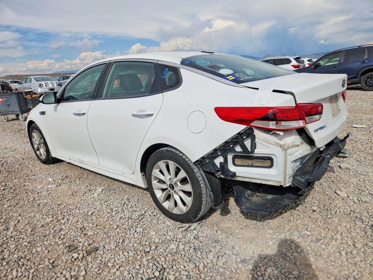 2016 KIA OPTIMA LX — снимка 2