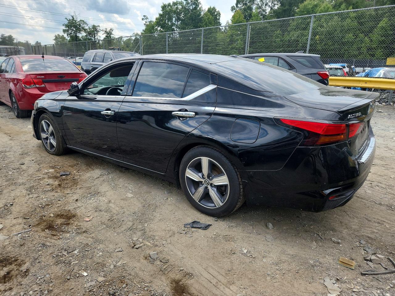 2019 NISSAN ALTIMA SV — снимка 2