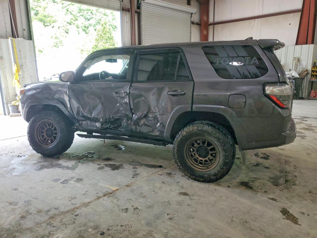 2016 TOYOTA 4RUNNER SR5 PREMIUM — снимка 2