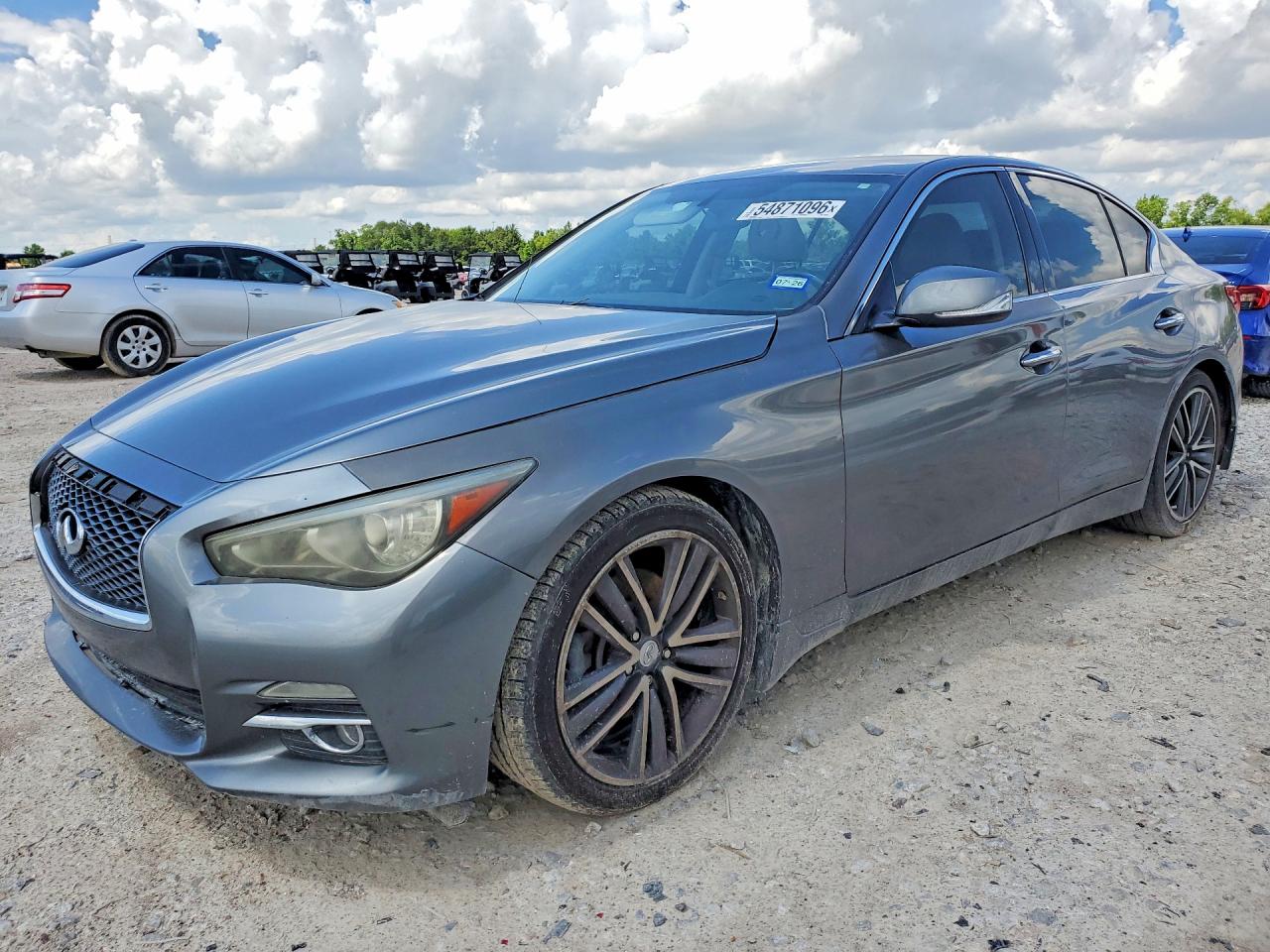 2014 INFINITI Q50