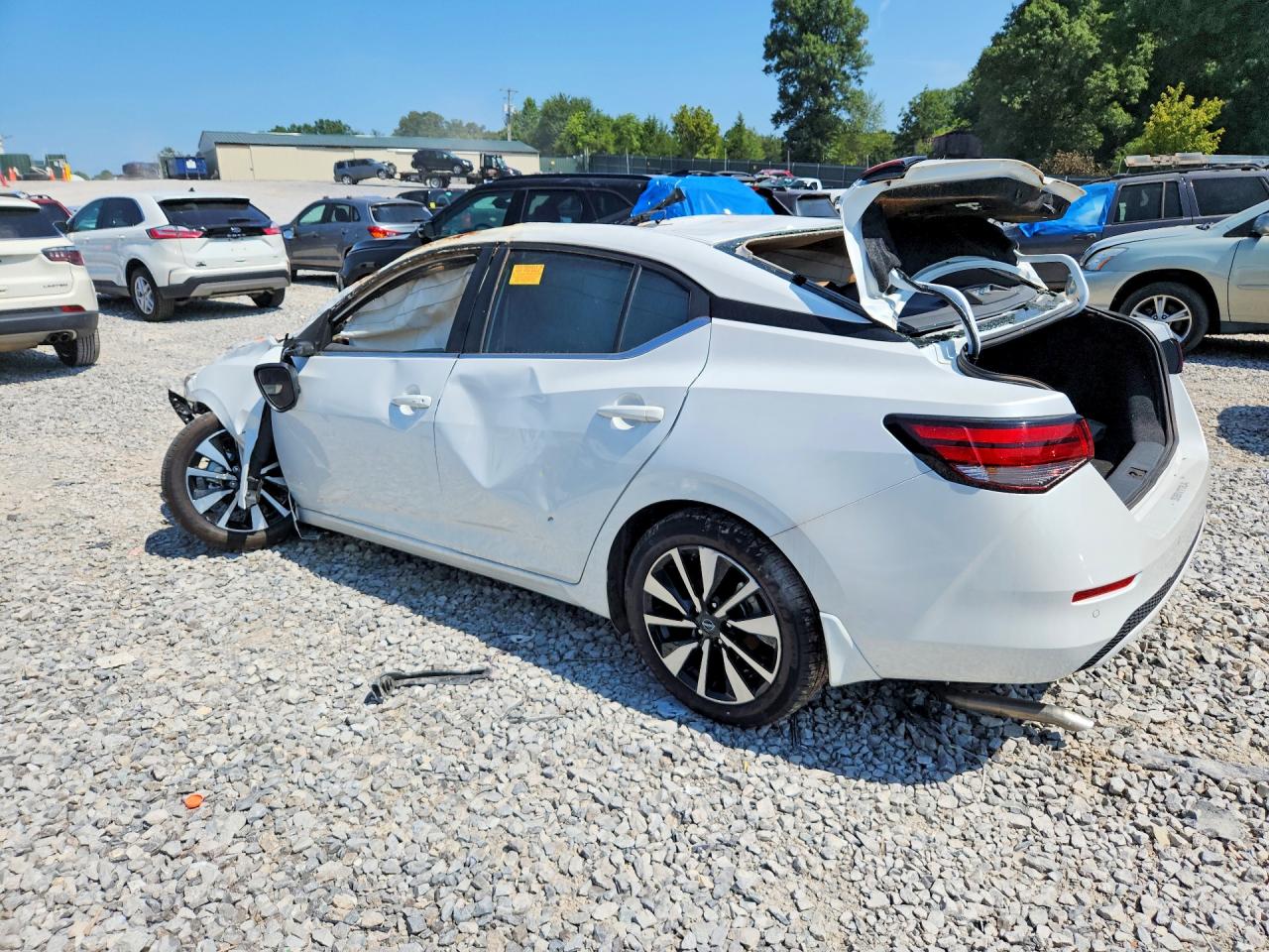 2025 NISSAN SENTRA SV — снимка 2