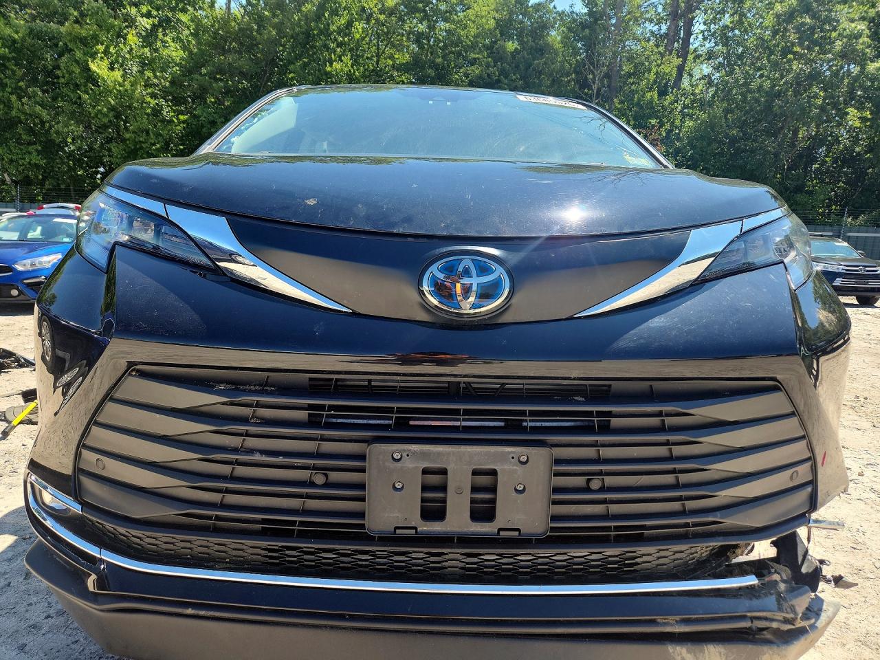 2024 TOYOTA SIENNA XLE — снимка 5