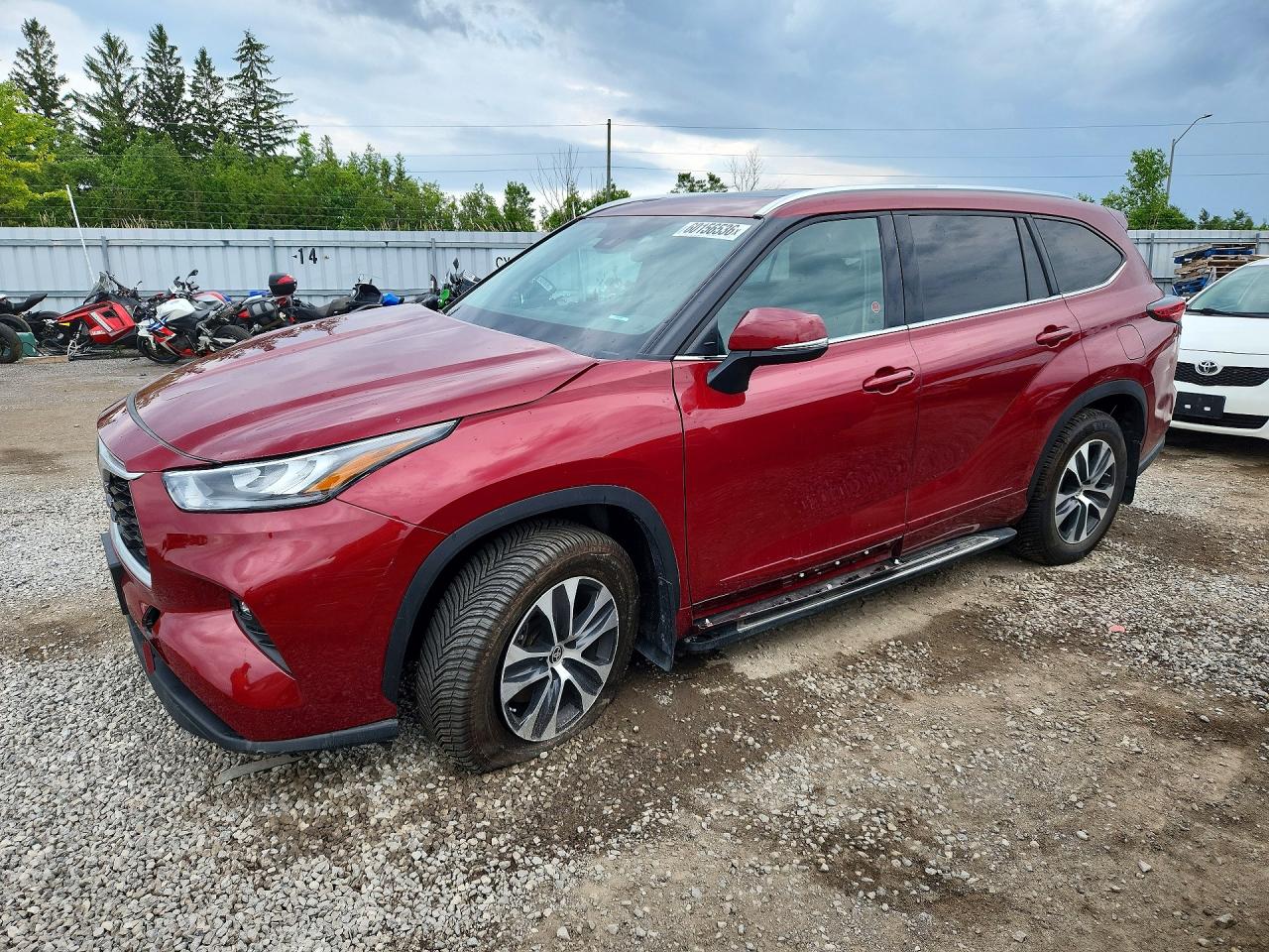 2020 TOYOTA HIGHLANDER XLE