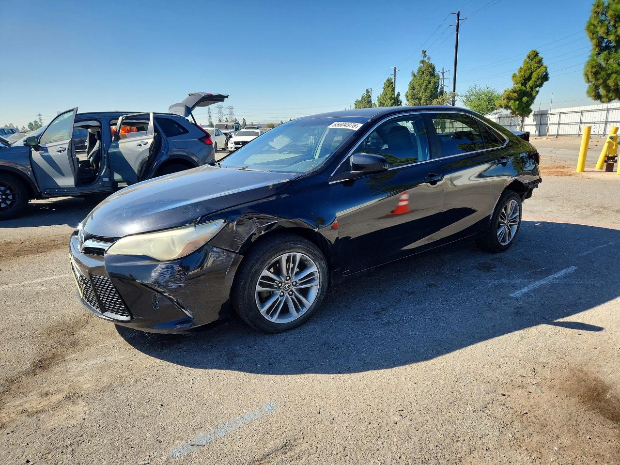 2017 TOYOTA CAMRY SE