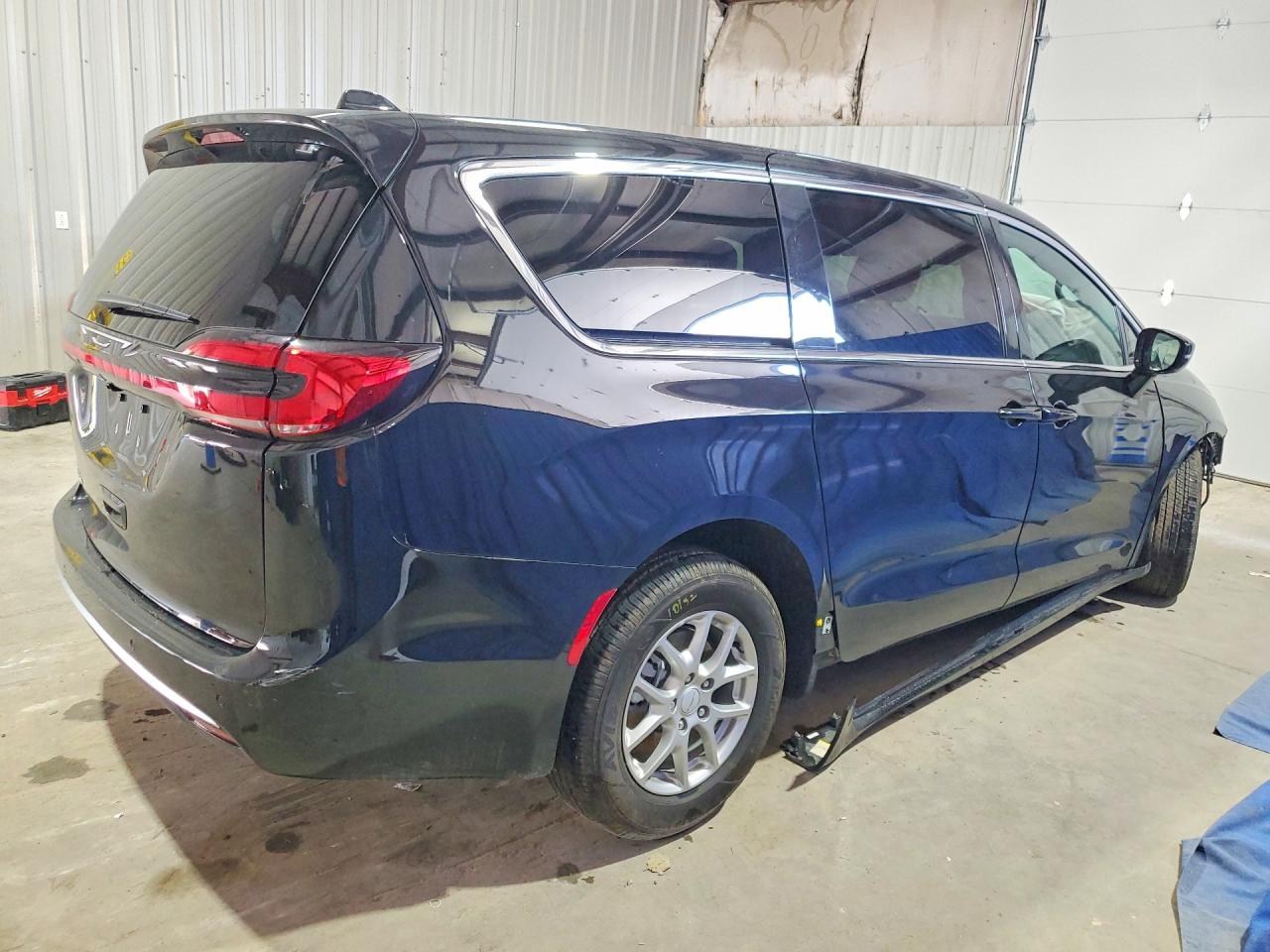 2027 CHRYSLER PACIFICA SELECT — снимка 3