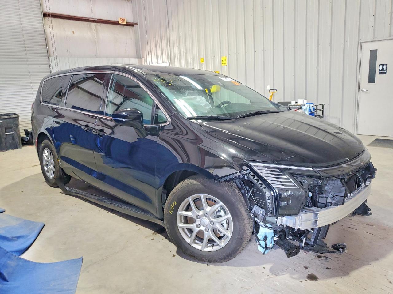 2027 CHRYSLER PACIFICA SELECT — снимка 4
