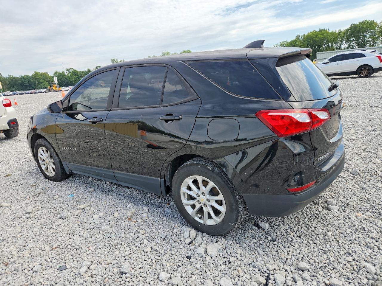 2020 CHEVROLET EQUINOX LS — снимка 2