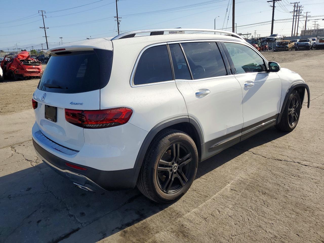 2020 MERCEDES-BENZ GLB 250 4MATIC — снимка 3