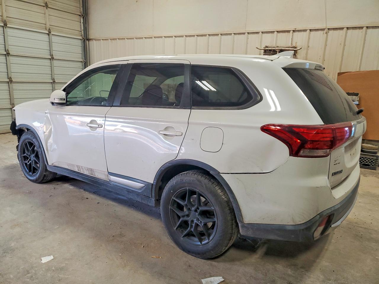 2018 MITSUBISHI OUTLANDER SE — снимка 2