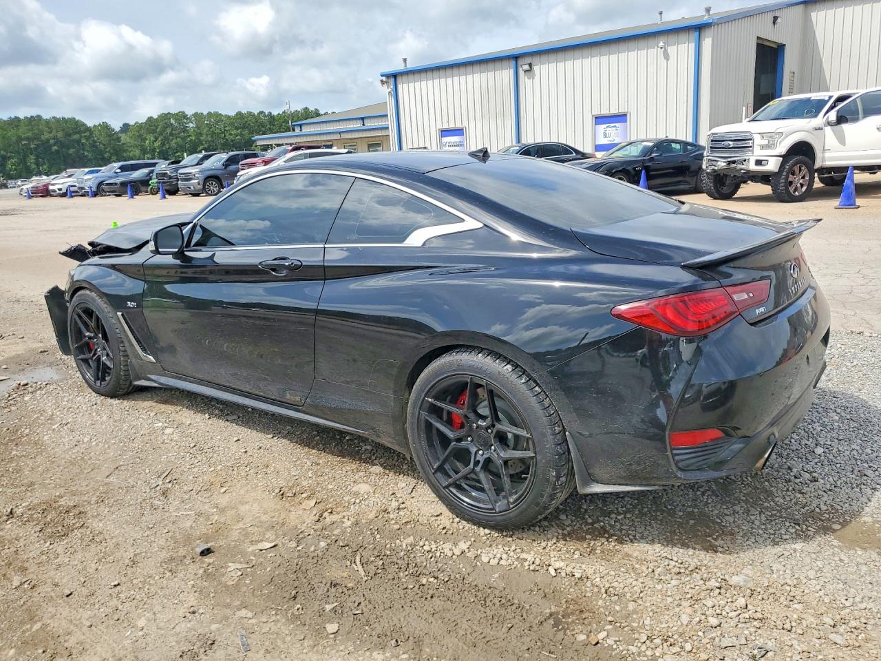 2018 INFINITI Q60 3.0T LUXE — снимка 2