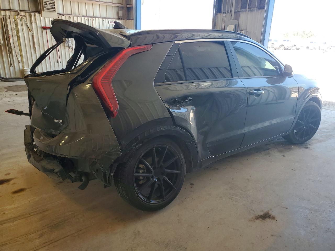 2023 KIA NIRO EX — снимка 3
