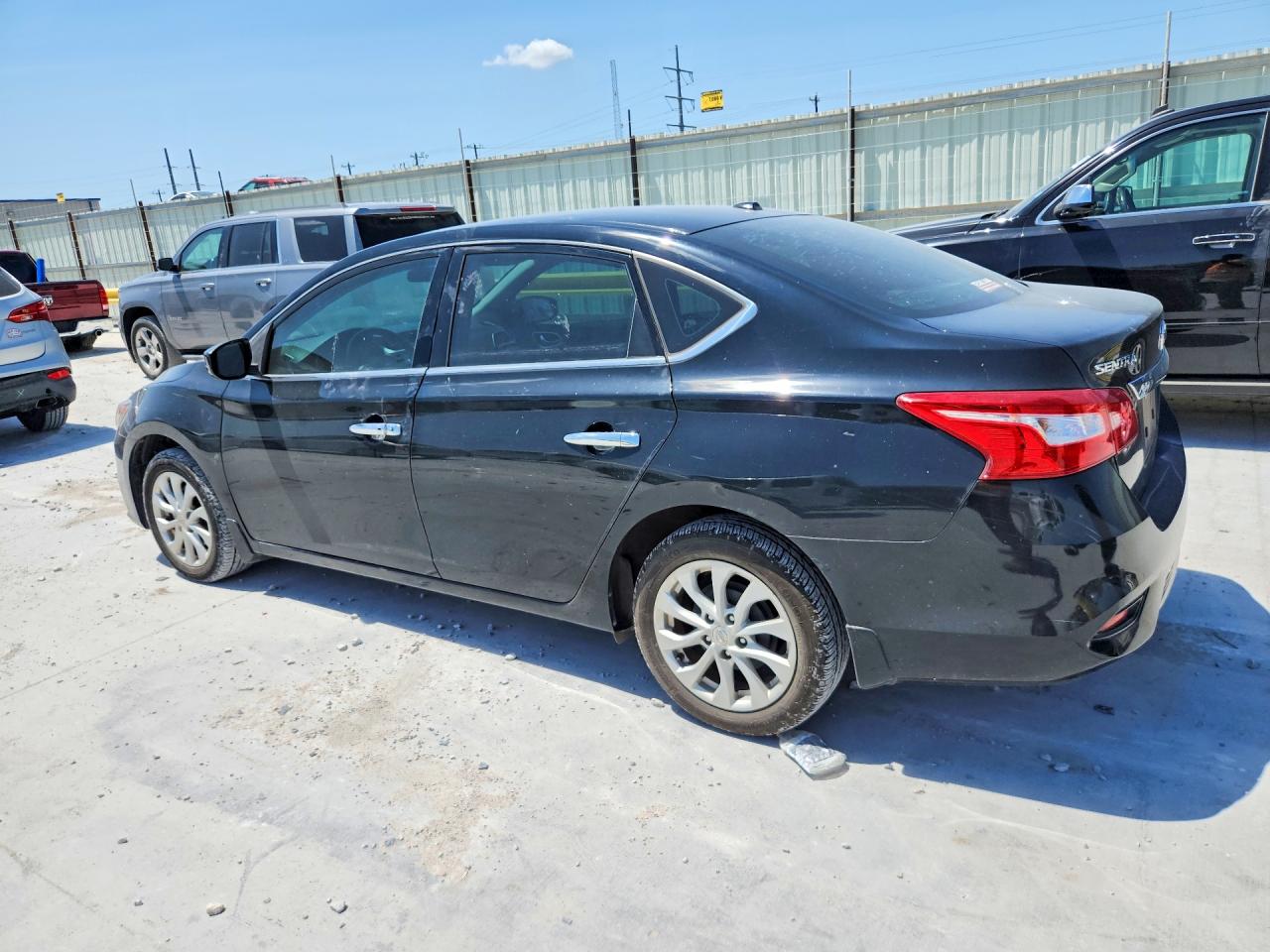 2019 NISSAN SENTRA SV — снимка 2
