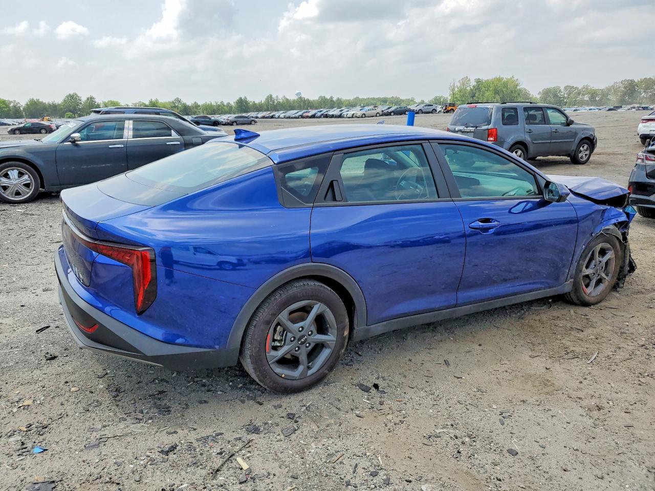 2025 KIA K4 LXS — снимка 3