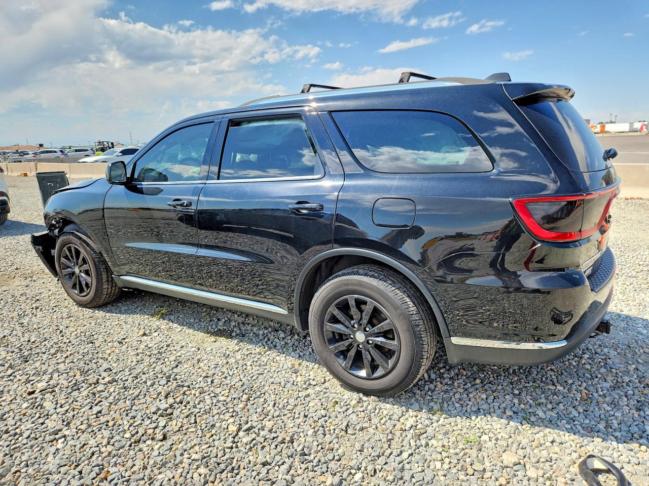 2017 DODGE DURANGO SXT — снимка 2