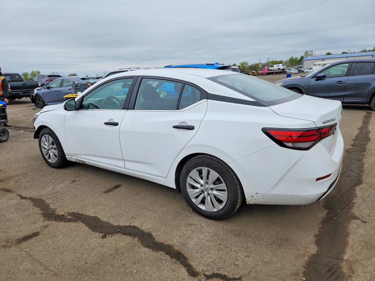 2024 NISSAN SENTRA S — снимка 2