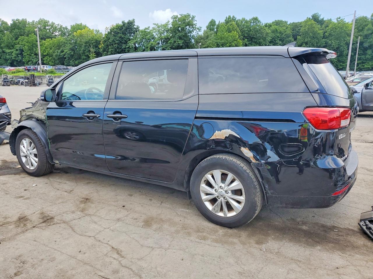 2018 KIA SEDONA LX — снимка 2