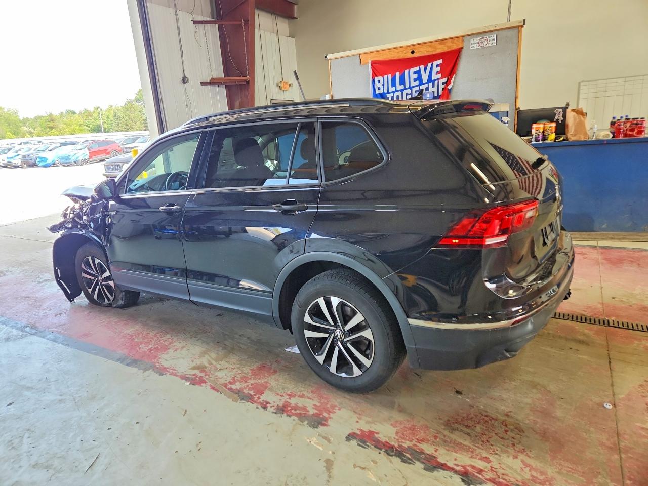 2023 VOLKSWAGEN TIGUAN S — снимка 2
