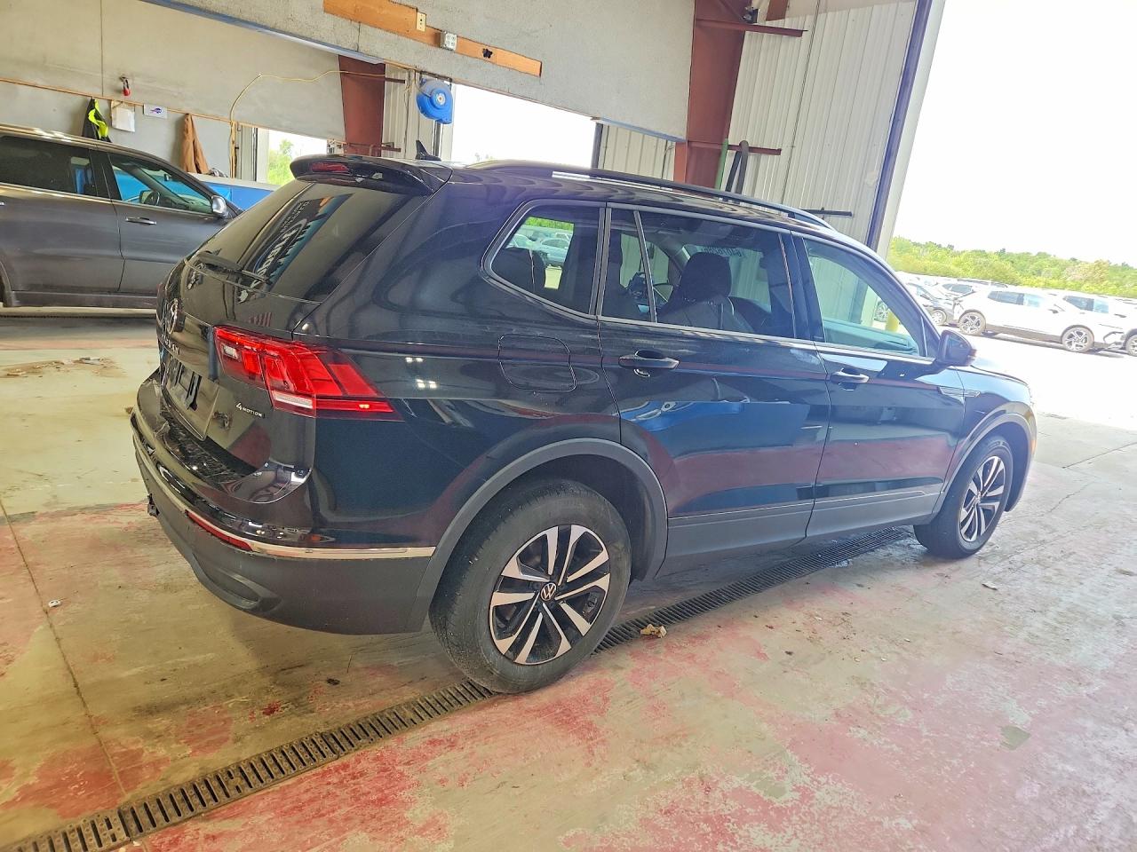 2023 VOLKSWAGEN TIGUAN S — снимка 3