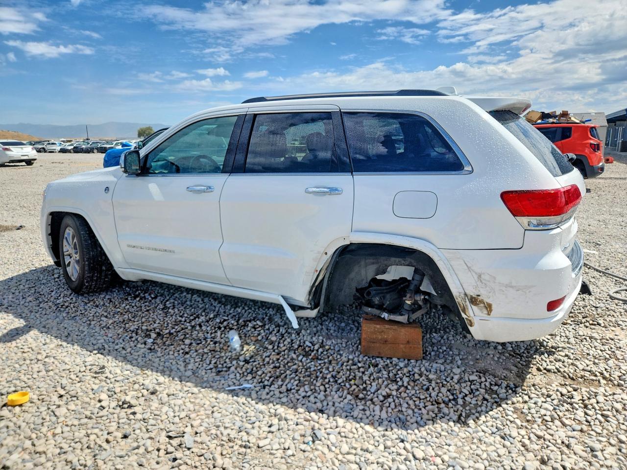 2015 JEEP GRAND CHEROKEE OVERLAND — снимка 2