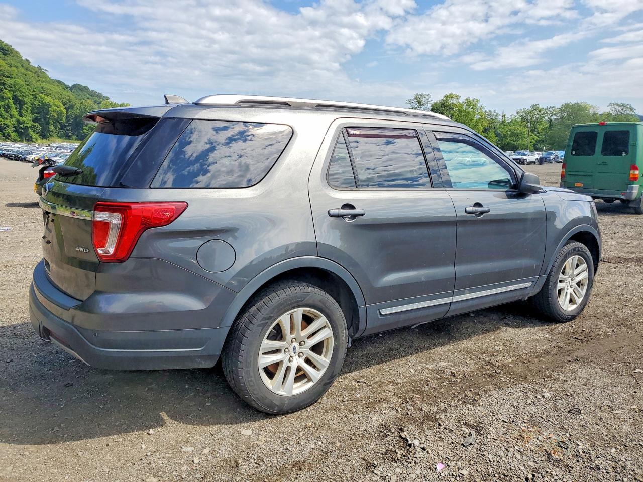 2019 FORD EXPLORER XLT — снимка 3