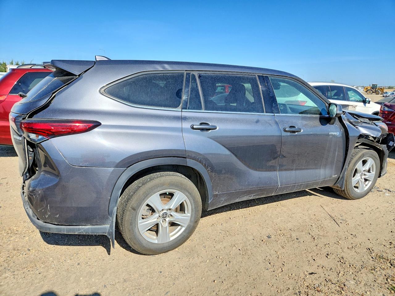 2020 TOYOTA HIGHLANDER HYBRID LE — снимка 3