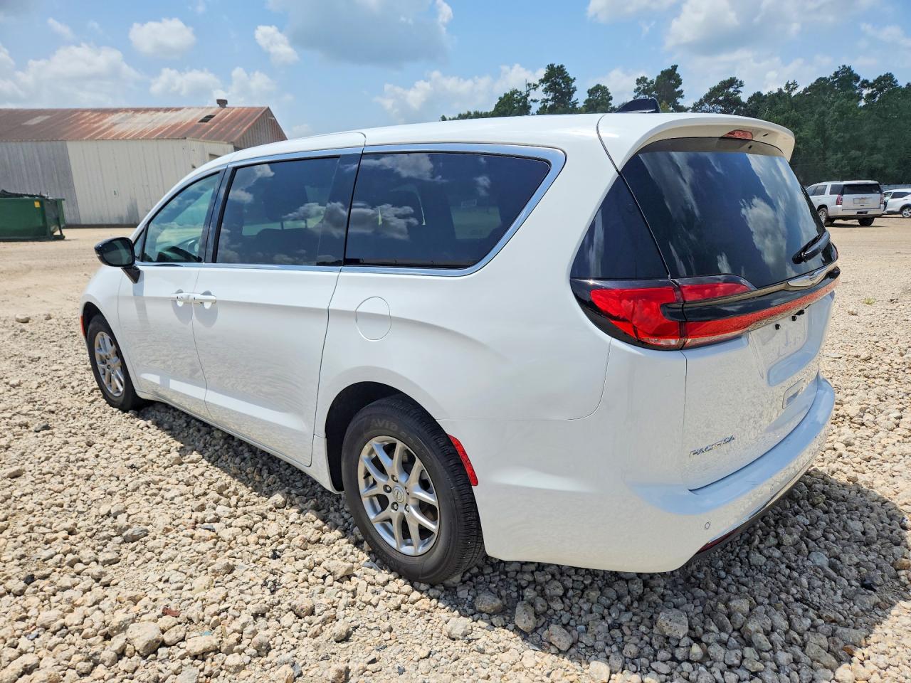2026 CHRYSLER PACIFICA SELECT — снимка 2