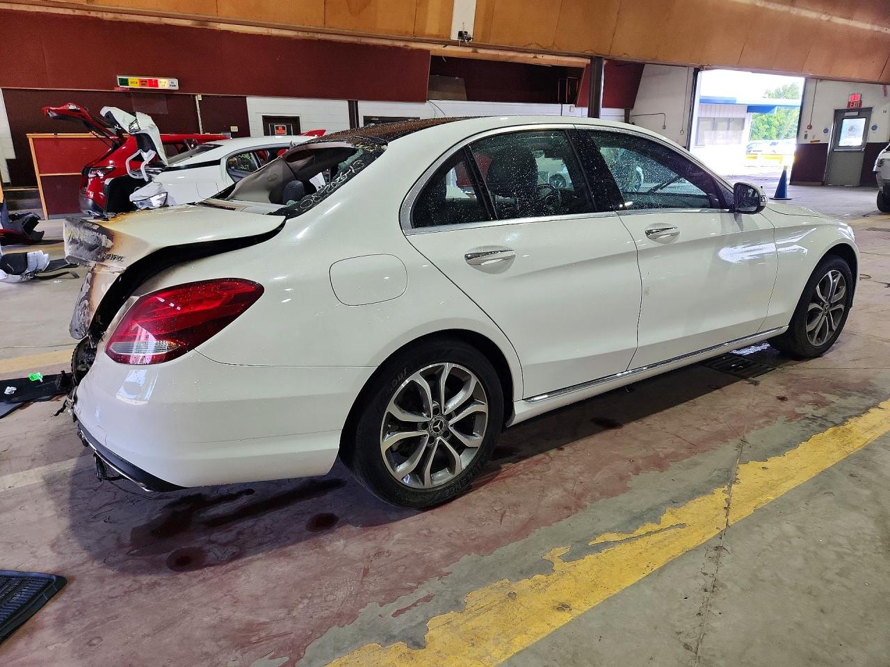 2017 MERCEDES-BENZ C 300 4MATIC — снимка 3