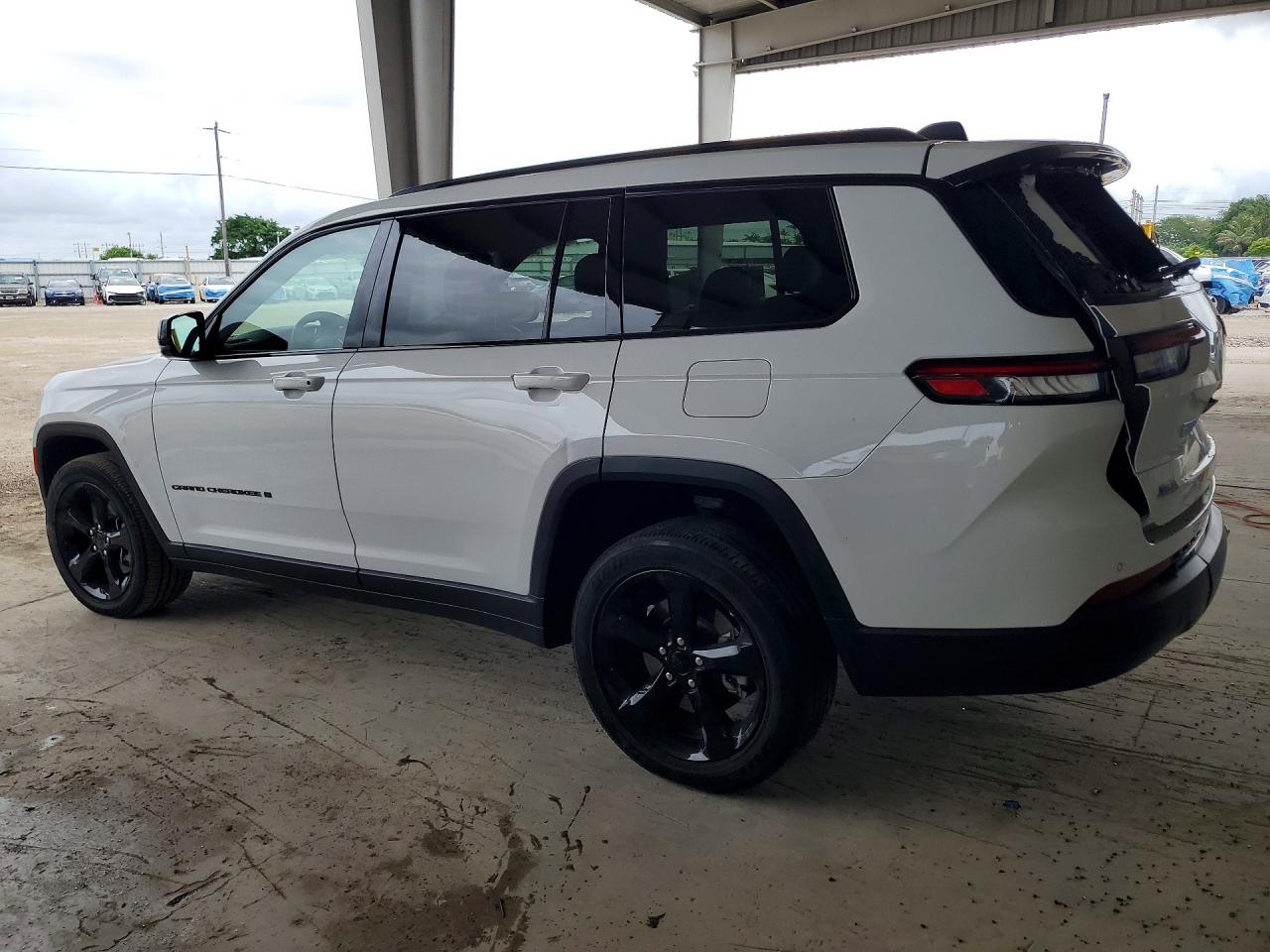 2024 JEEP GRAND CHEROKEE L LAREDO — снимка 2