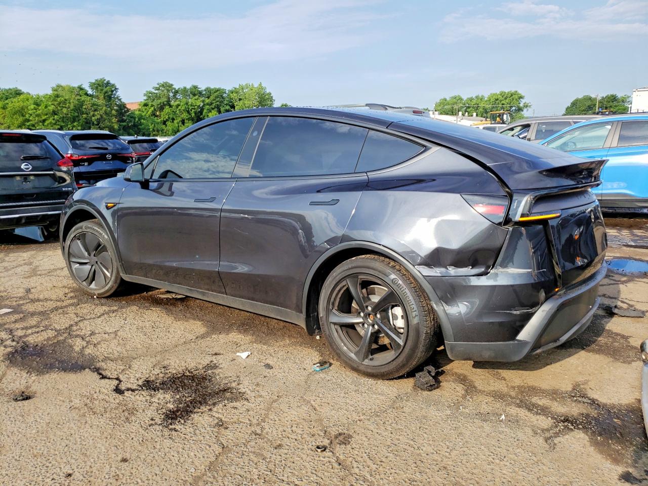 2026 TESLA MODEL Y — снимка 2