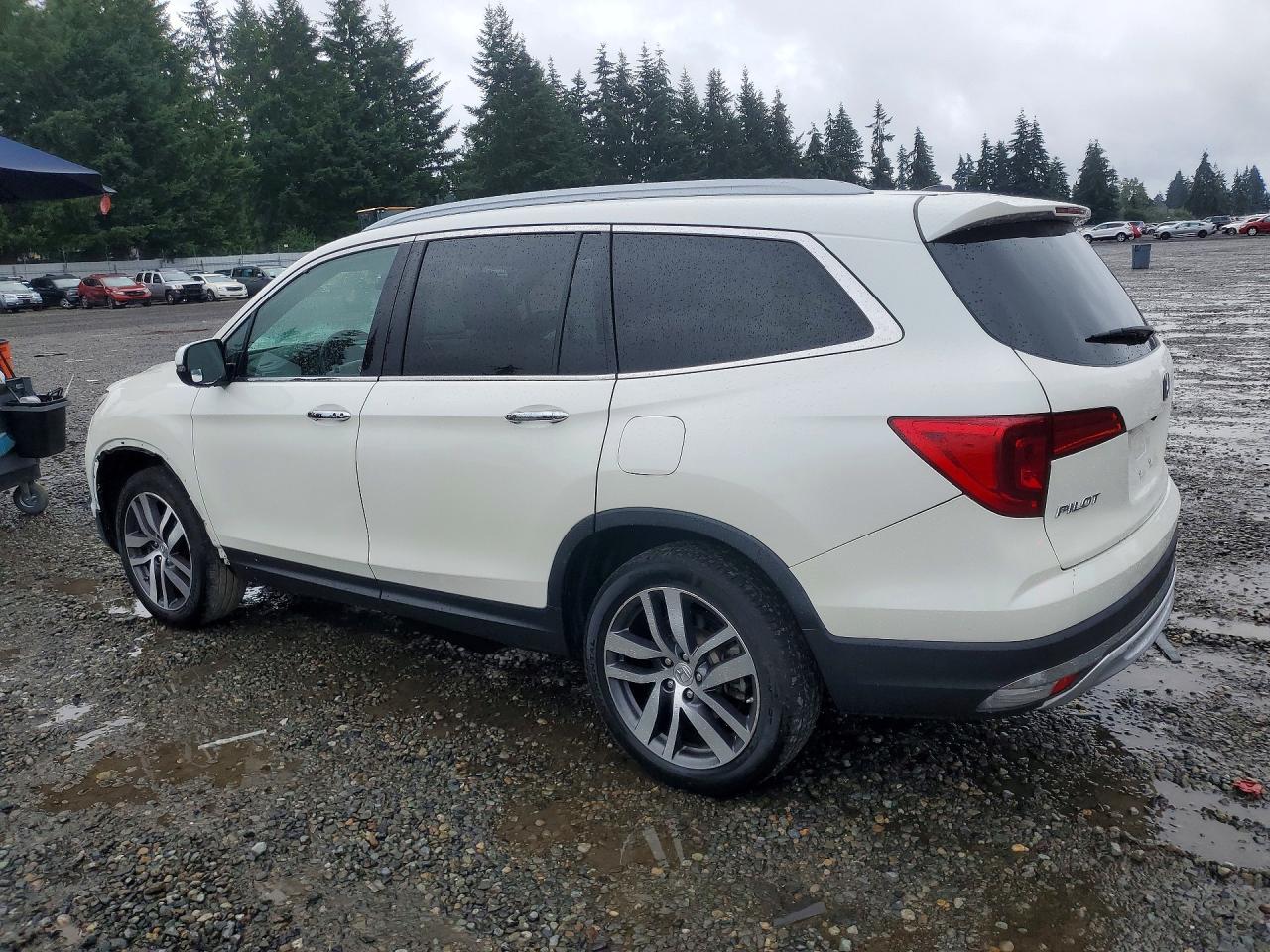 2017 HONDA PILOT TOURING — снимка 2
