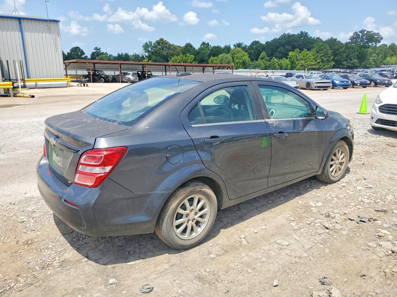 2017 CHEVROLET SONIC LT — снимка 3