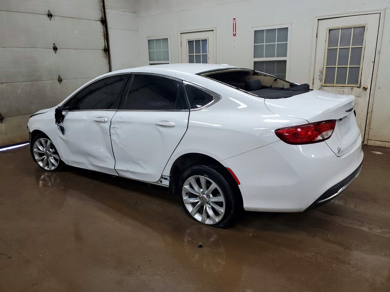 2015 CHRYSLER 200 C — снимка 2