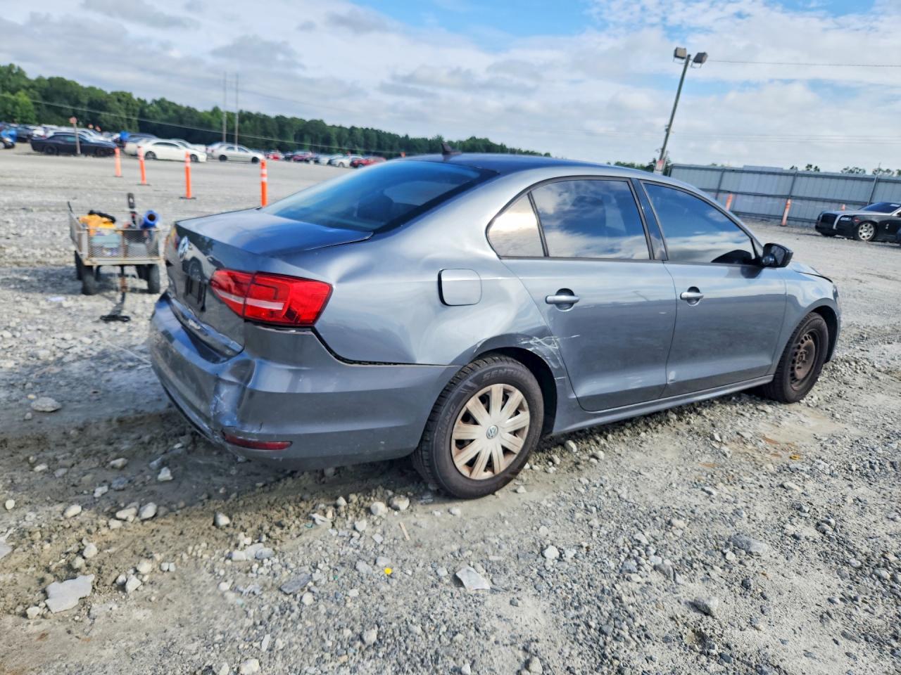 2015 VOLKSWAGEN JETTA BASE — снимка 3
