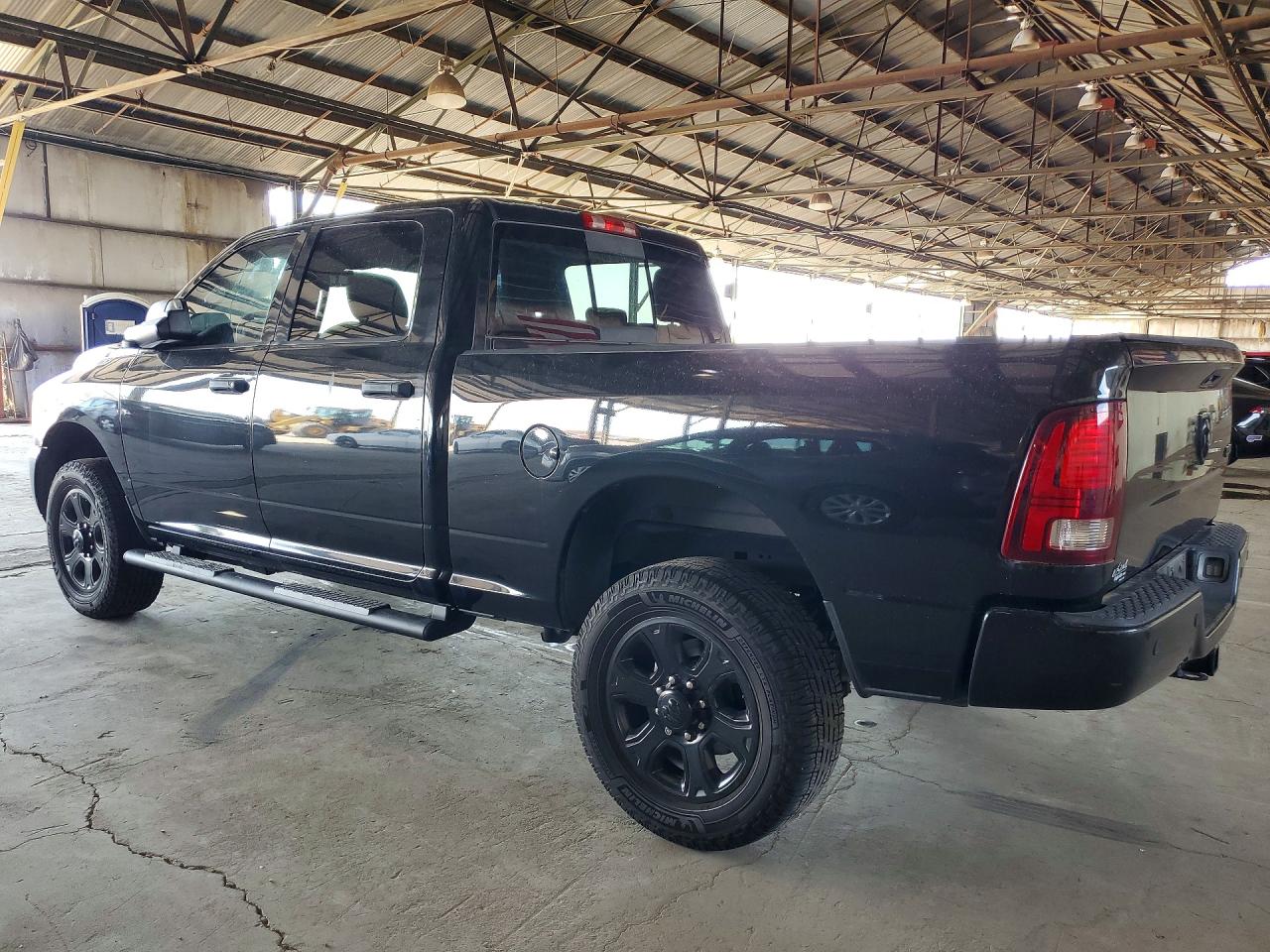 2015 RAM 2500 SLT — снимка 2