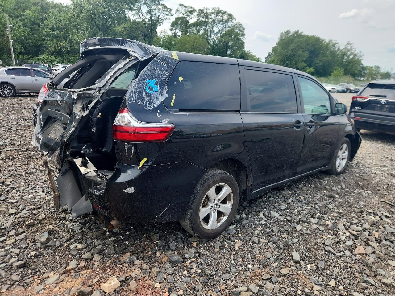 2020 TOYOTA SIENNA L — снимка 3