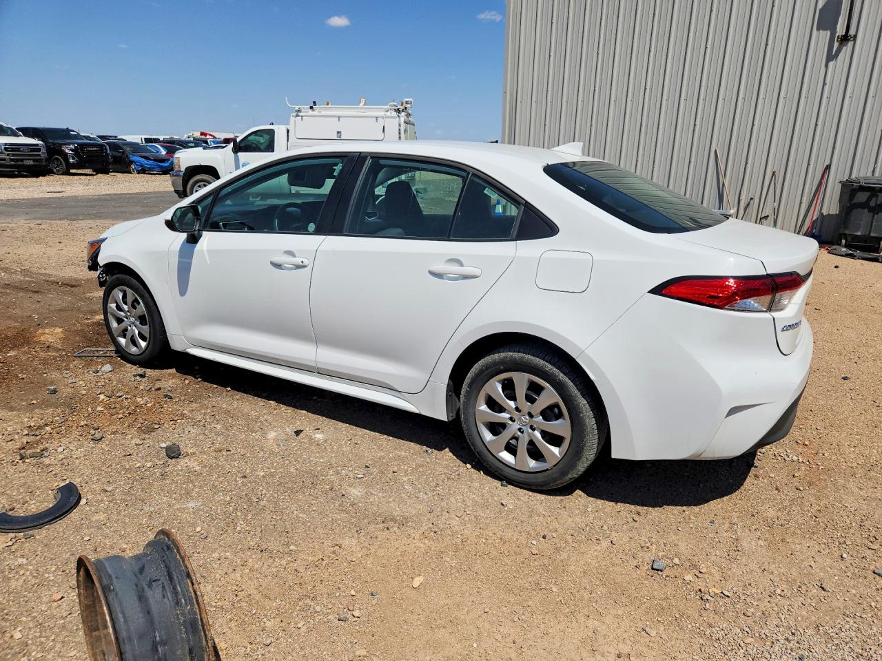 2025 TOYOTA COROLLA LE — снимка 2