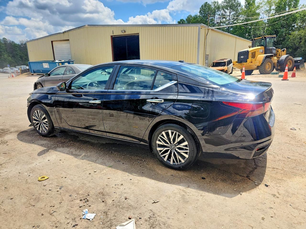 2025 NISSAN ALTIMA SV — снимка 2