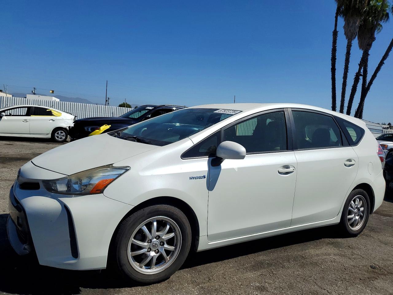 2015 TOYOTA PRIUS V TWO