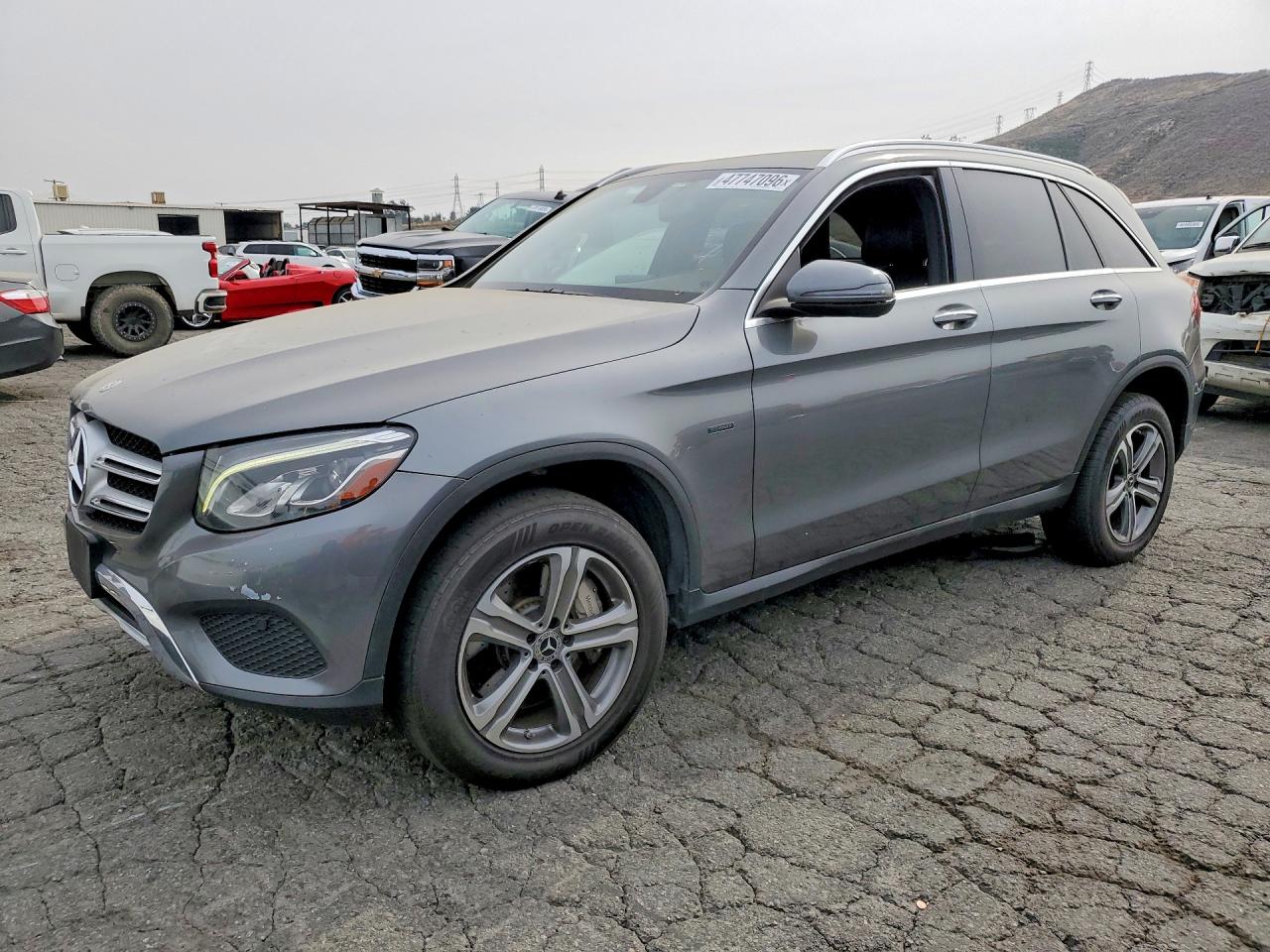 2019 MERCEDES-BENZ GLC 350E