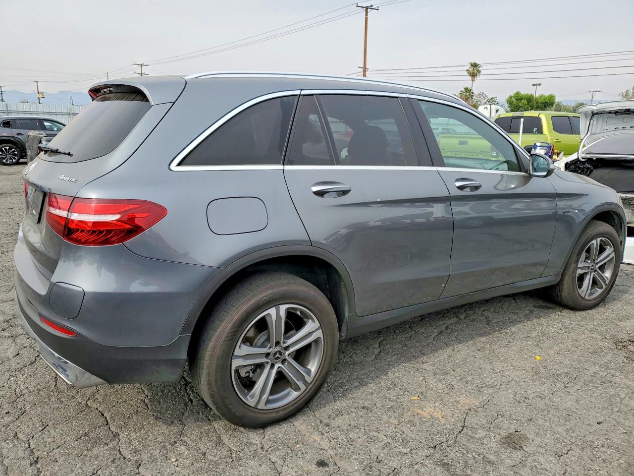 2019 MERCEDES-BENZ GLC 350E — снимка 3