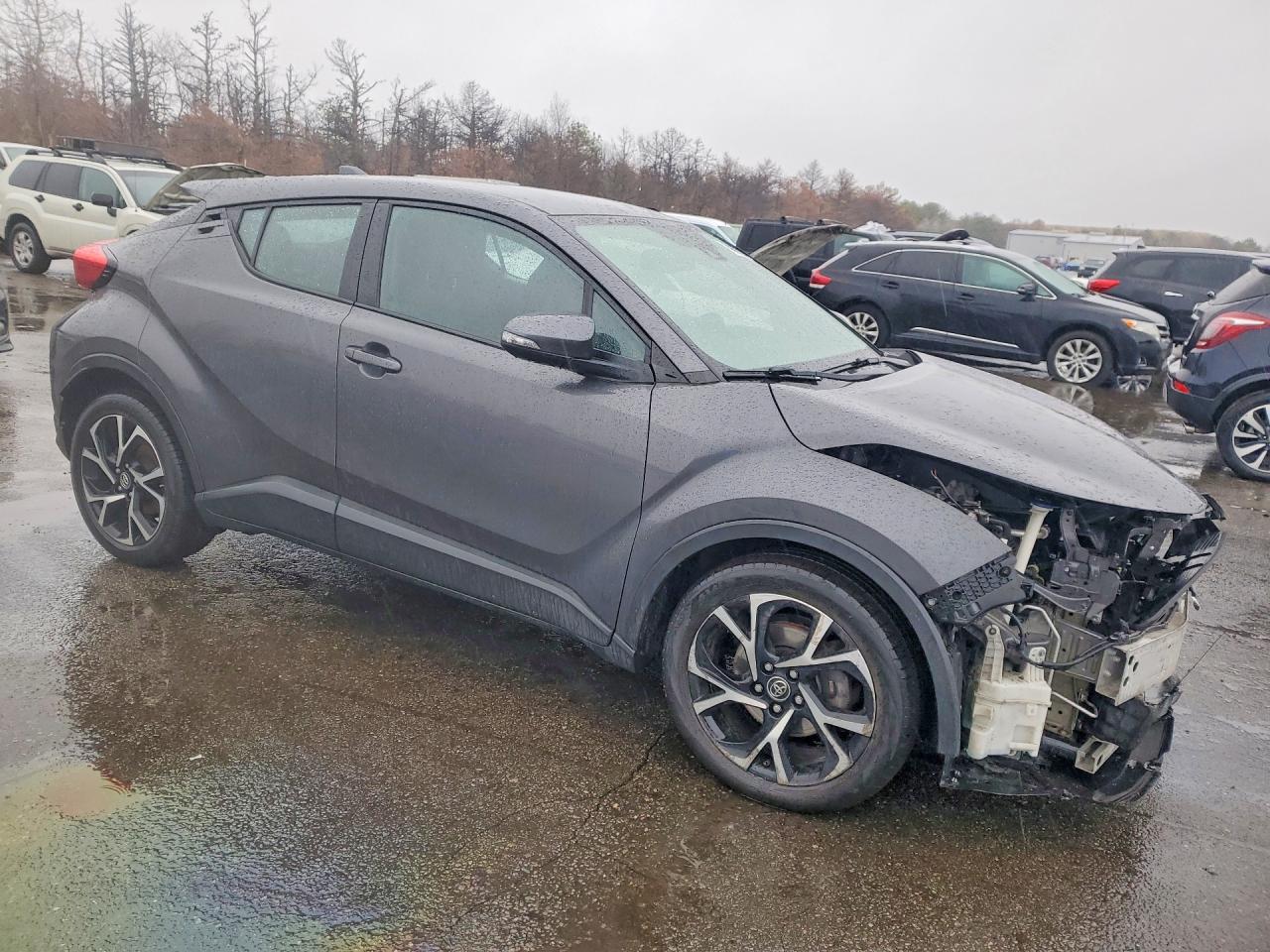 2019 TOYOTA C-HR XLE — снимка 4