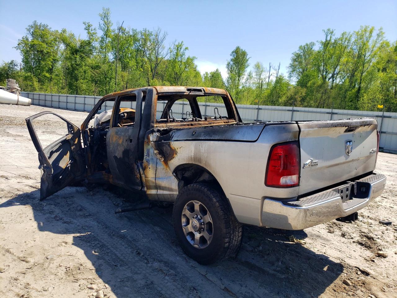 2018 RAM 2500 SLT — снимка 2