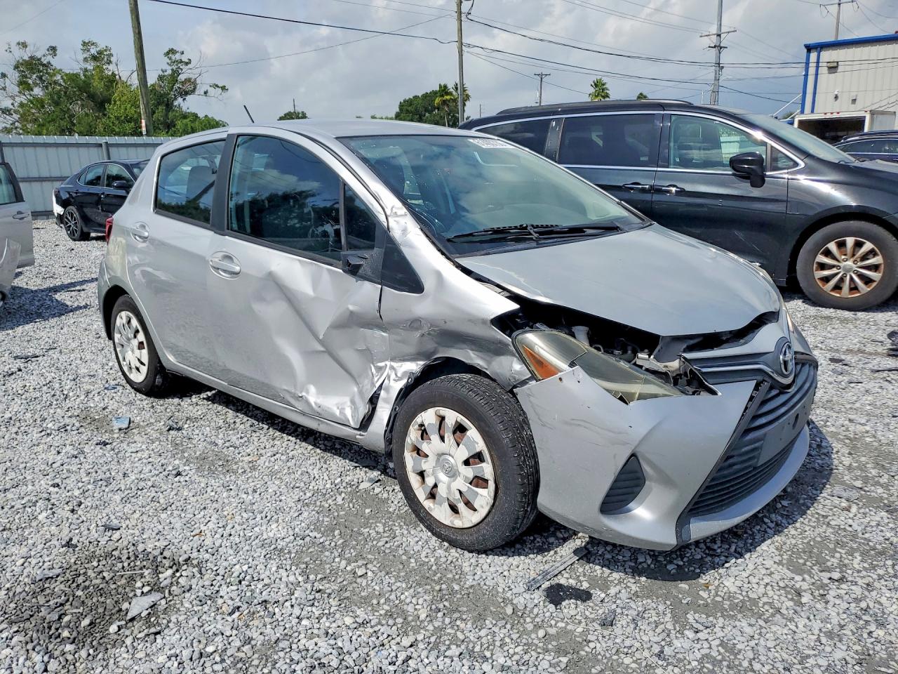 2015 TOYOTA YARIS 5-DOOR L — снимка 4