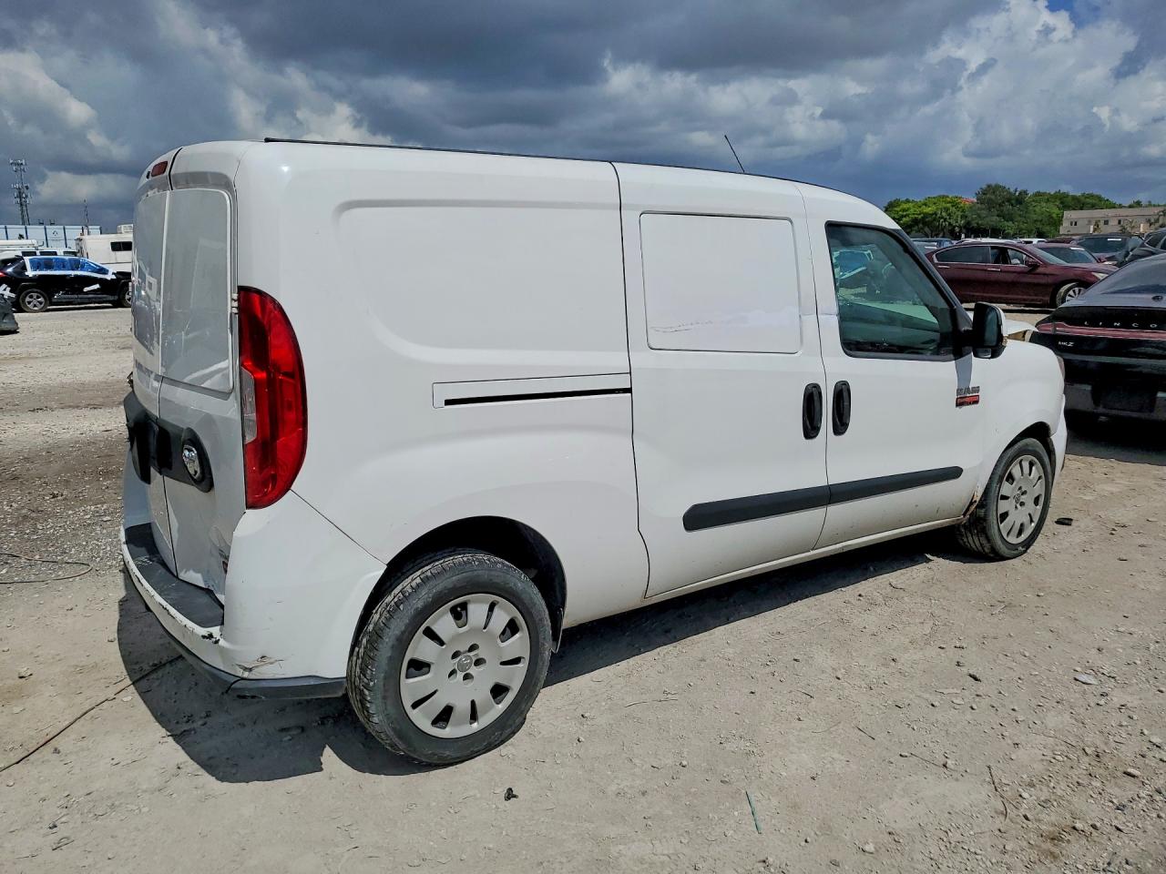 2016 RAM PROMASTER CITY SLT — снимка 3