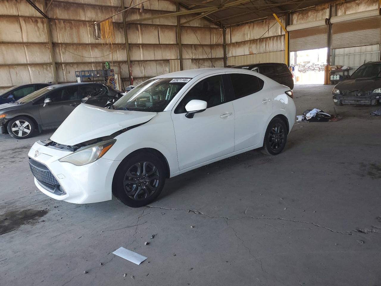 2020 TOYOTA YARIS LE