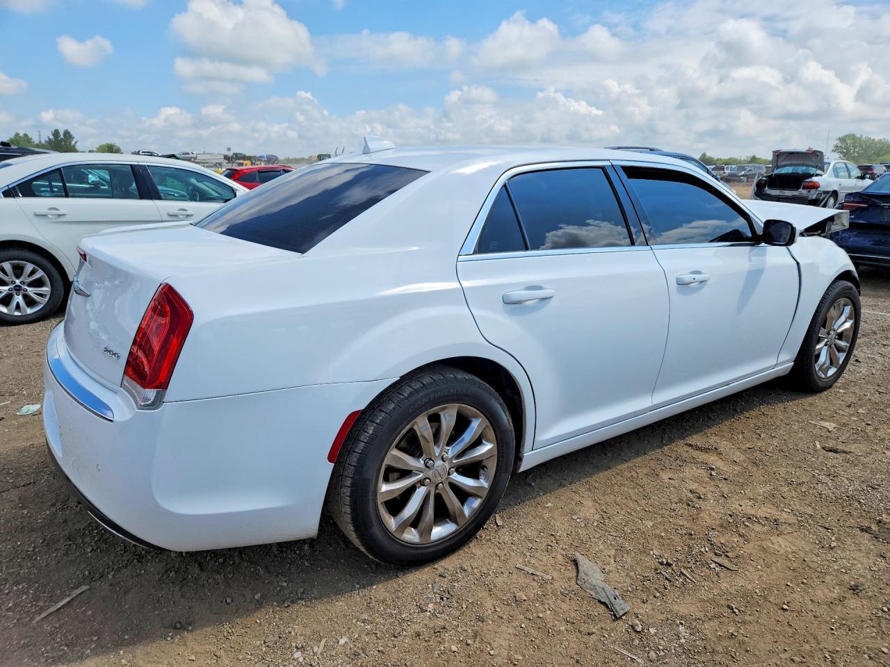 2015 CHRYSLER 300 LIMITED — снимка 3