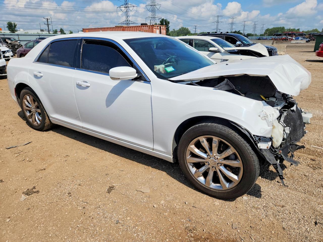 2015 CHRYSLER 300 LIMITED — снимка 4