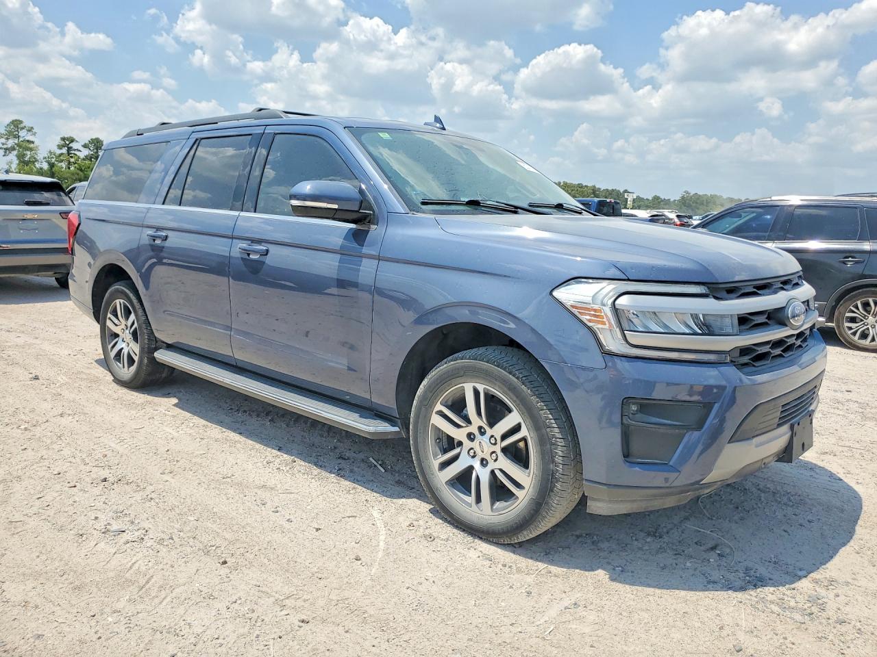 2022 FORD EXPEDITION MAX XLT — снимка 4