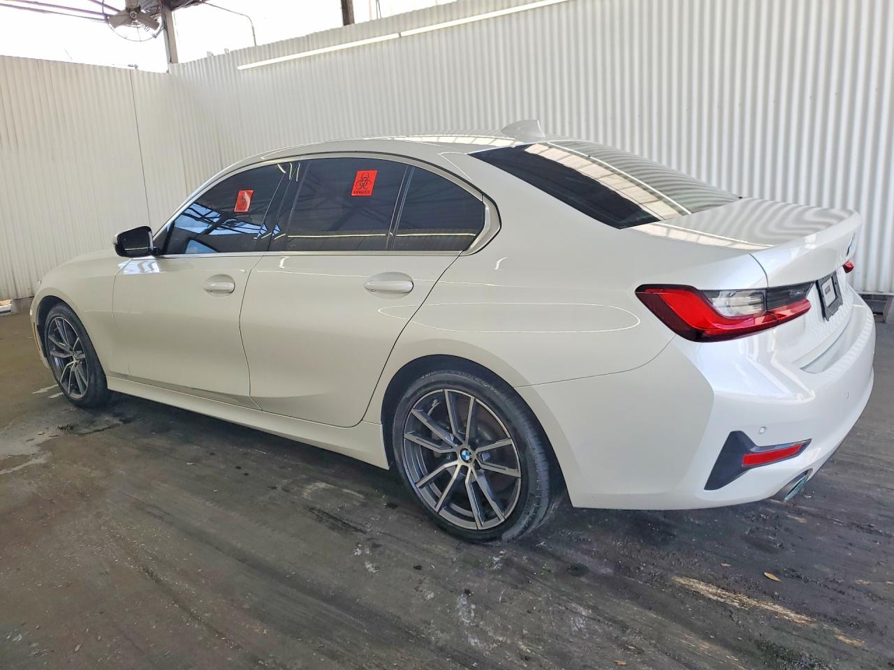 2021 BMW 330I — снимка 2